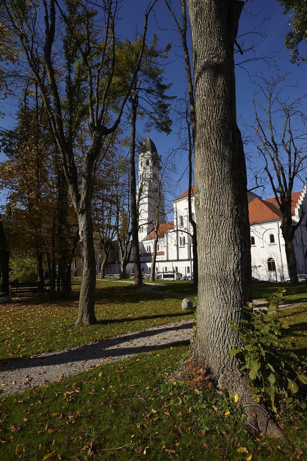 Saint Ignatius Retreat House Bed & Breakfast Ljubljana Exterior photo